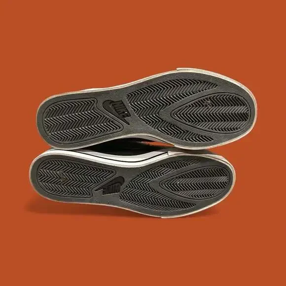 Nike - Picture 5 of 6